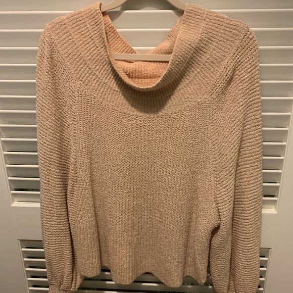Free People Sweaters - Tan free people sweater size M